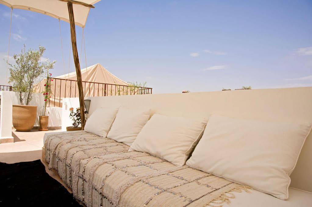 Riad Le J Marrakesh Luaran gambar